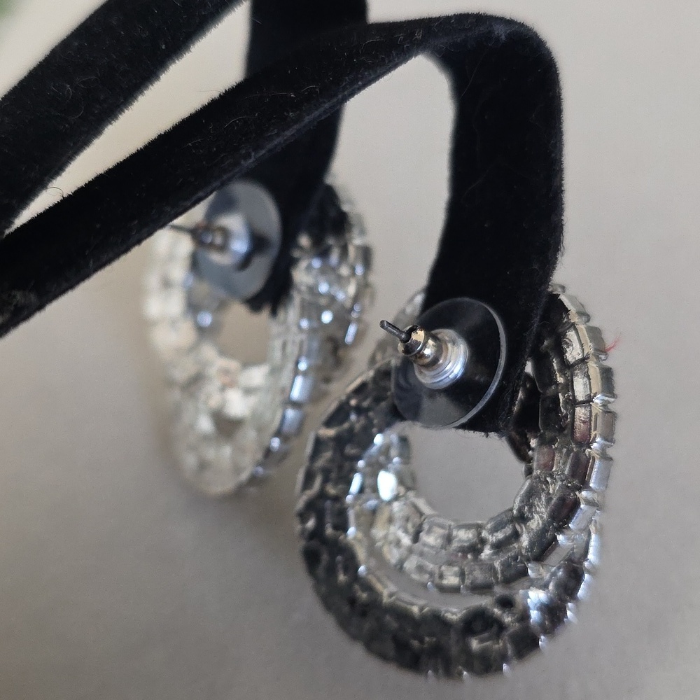 Statement Silver Interlocking Circles With Clear Rhinestones - Picture 7 of 9